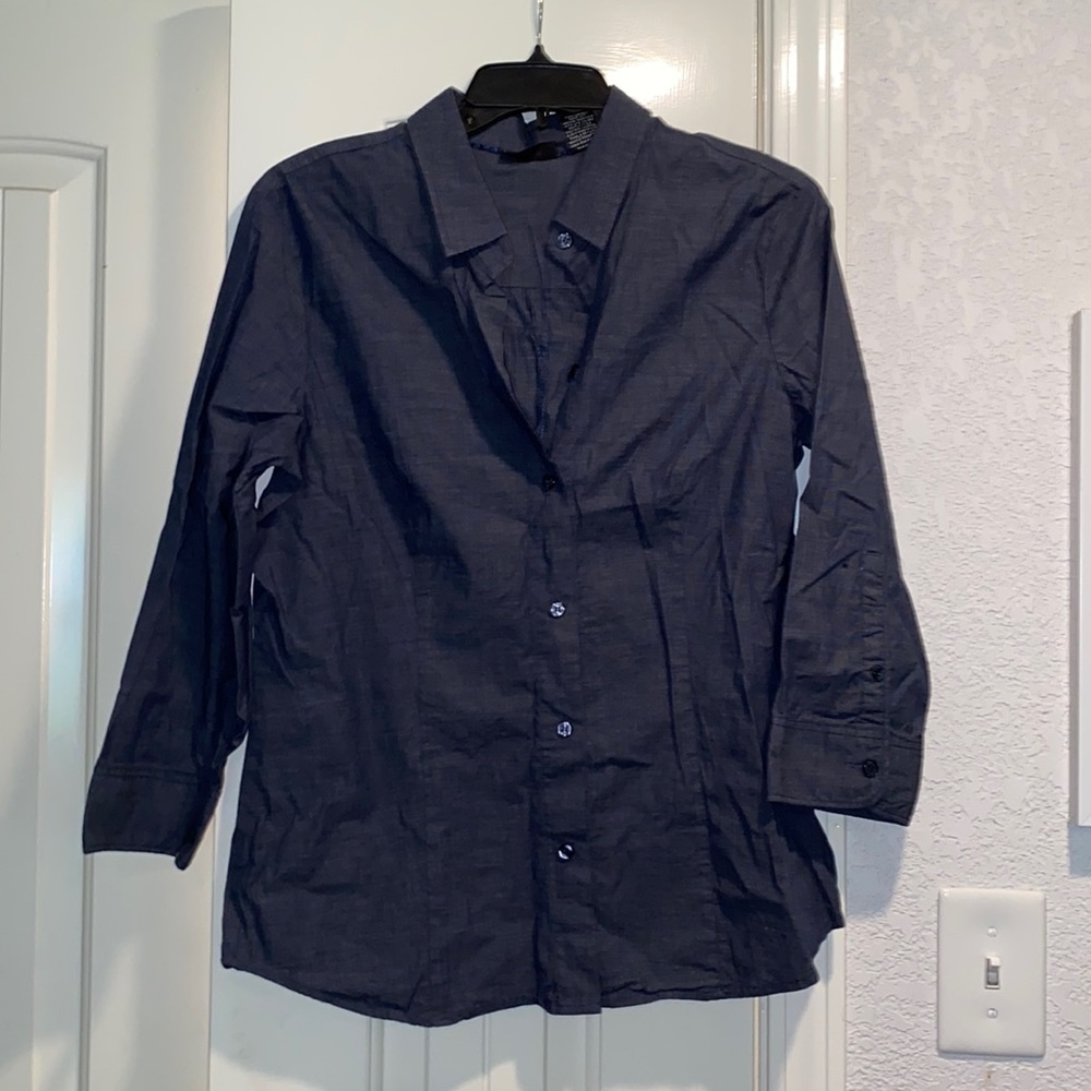 New York and company Sz L button down